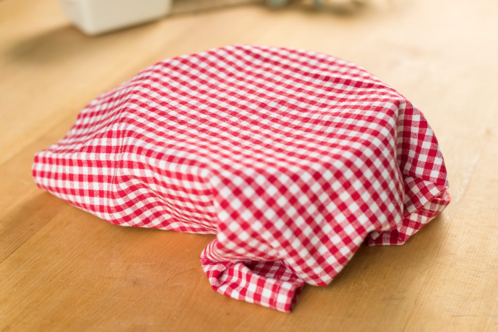 tapamos con trapo de cocina y dejamos reposar