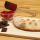 Calzone dulce de chocolate y frambuesas