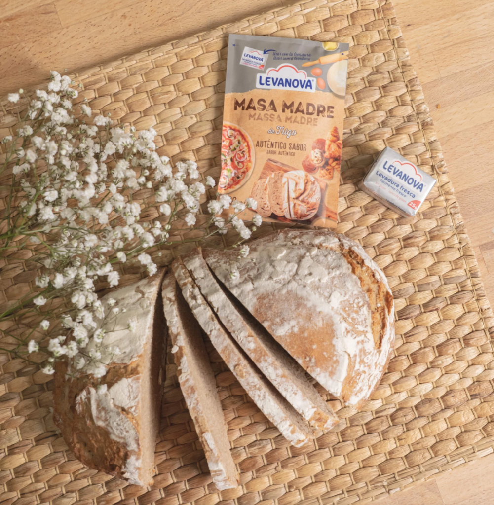 Receta de pan de centeno con masa madre de Levanova 