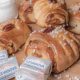 Rollitos de dulce de leche, nueces de pecán y sal en escamas