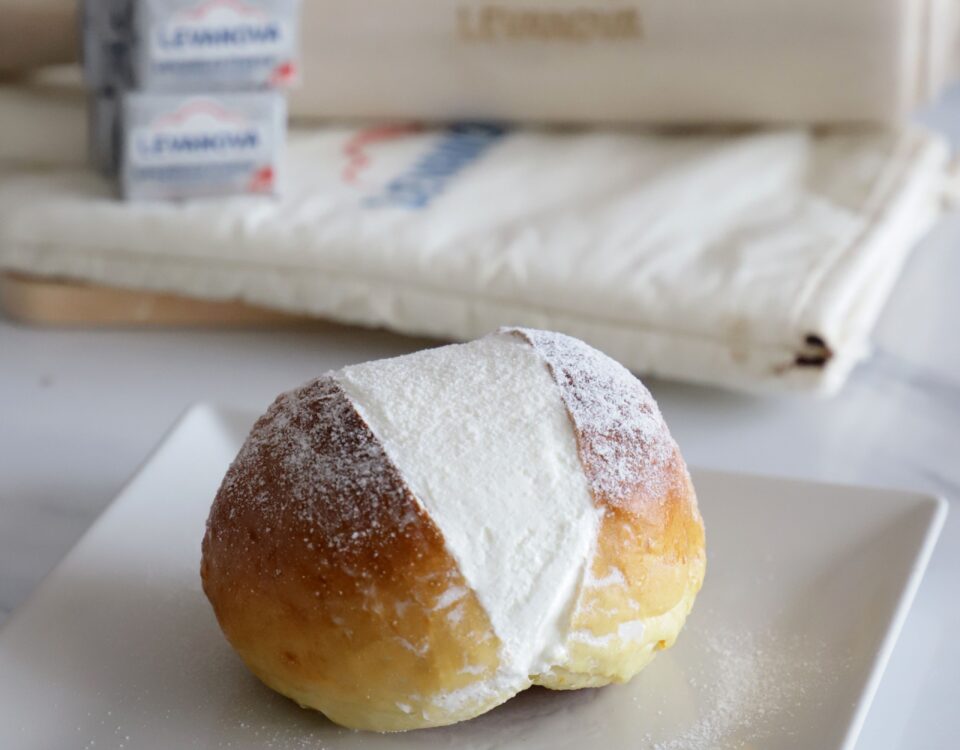 Maritozzo con panna