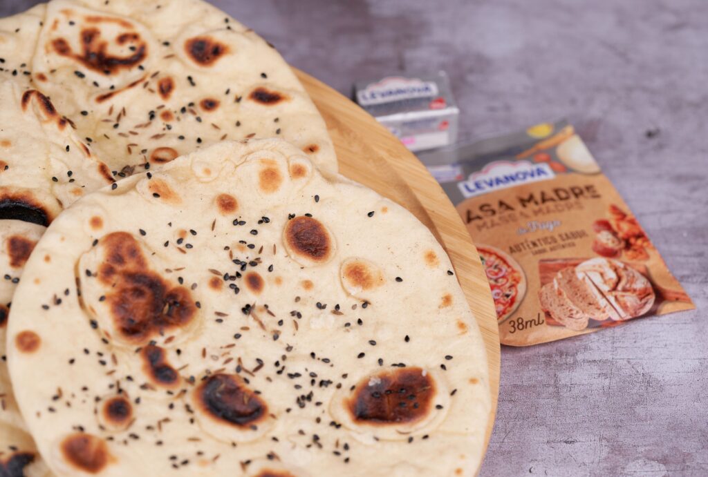 Receta de pan naan con Levadura y masa madre de Levanova
